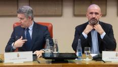 El presidente del PP, Alberto Núñez Feijóo, y el diputado nacional, Jaime de los Santos