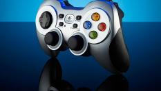 Mando Logitech F710 de 2015, modelo empleado en el submarino Titan.