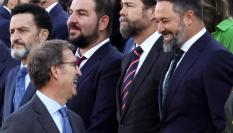 Foto de archivo de Alberto Núñez Feijóo y Santiago Abascal.