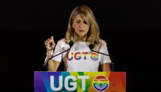 La vicepresidenta segunda y ministra de Trabajo, Yolanda Díaz, da un discurso durante unas jornadas de UGT sobre las personas LGTBI en la negociación colectiva y el diálogo social.