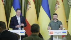 Pedro Sánchez y Volodímir Zelenski
