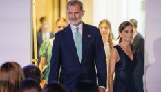 Felipe VI y Letizia durante la ceremonia de entrega de los premios Fundación Princesa de Girona