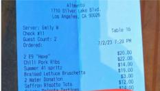 El ticket publicado por el usuario de Twitter @daveanthony