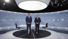 Sánchez y Feijóo, en el plató del debate de Atresmedia