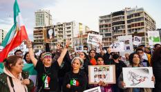 Protestas en Turquía por la muerte de Mahsa Amini a manos de la 'Policía de la moral' iraní