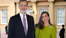 Los reyes Felipe y Letizia, en la recepción previa a la coronación de Carlos III en Londres el 5 de mayo de 2023.
