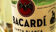 Bacardí.
