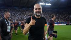 Pep Guardiola, entrenador del Manchester City celebra la Supercopa de Europa.