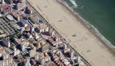 Vista aérea de la playa de Gandía.