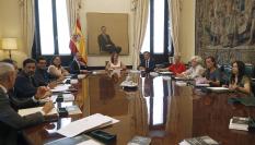 La presidenta del Congreso, Francina Armengol, al frente de la nueva Mesa de la Cámara Baja.