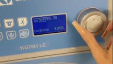 Uno de los muchos momentos grabados por Milena en la lavandería de su edificio.