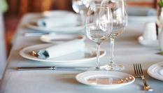 Imagen de archivo de la mesa de un restaurante.