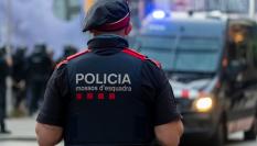 Un agente de los Mossos d'Esquadra, en una imagen de archivo.
