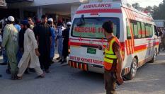 Imagen de archivo de una ambulancia en un ataque suicida en Pakistán.