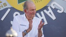 El rey Juan Carlos I en la ceremonia de premios de la regata de Sanxenxo el 1 de octubre de 2023.