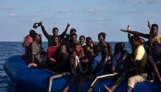 Una patera con migrantes, en una imagen de archivo.