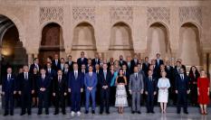 Foto de familia de los asistentes a la III Cumbre de la Comunidad Política Europea