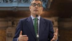 El ministro de la Presidencia, Félix Bolaños, durante su atención a los medios tras la reunión mantenida hoy en Barcelona con el delegado del Gobierno en Cataluña, Carlos Prieto.