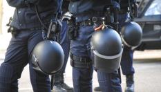 Imagen de archivo de un plano detalle de protecciones de antidisturbios del Cuerpo Nacional de Policía (CNP).