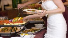 Foto de archivo de una novia el día de su boda.