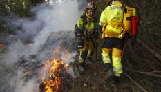 El incendio forestal iniciado el jueves en Montitxelvo (Valencia).