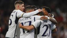 Los jugadores del Real Madrid celebran uno de los goles frente al Sporting de Braga