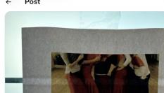 El cartel colocado por un vecino en el portal.