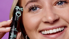 Las máscaras de pestañas Essence más vendidas en Amazon, para un maquillaje de ojos lleno de volumen.