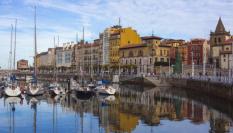 Imagen de archivo de Gijón, donde ha caído el primer premio de la Lotería Nacional de hoy