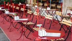 Imagen de archivo de una terraza de un establecimiento de Pastelería Mallorca en Madrid.