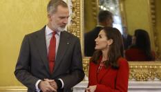 Los reyes Felipe y Letizia, en una reunión con el Patronato del Instituto Cervantes en Aranjuez este lunes.