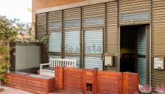 Casa en la calle San Martín de Porres, en Madrid.