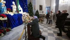 Varios fieles acuden a una misa católica por Navidad en Kiev el pasado 25 de diciembre de 2022