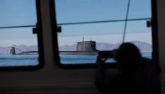 Vista de otra de las grandes obras de ingeniería de Navantia junto a sus fragatas y destructores, el submarino Isaac Peral (S-81).