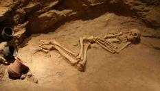 Esqueleto encontrado en hallazgo arqueológico