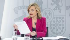 Pilar Alegría, en la rueda de prensa desde La Moncloa este martes 9 de enero