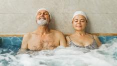 Jubilados en un balneario