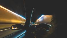 Un conductor en uno de los túneles de Madrid.