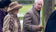 Carlos III y Camilla, en una imagen de archivo de esta Navidad en Sandringham.