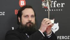 El director Carlos Vermut, en la sala de prensa tras los Premios Feroz celebrados en Bilbao el 19 de enero de 2019.