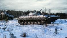 Tanque ruso en la nieve