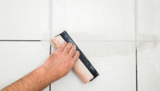 Cómo rellenar las juntas de los azulejos