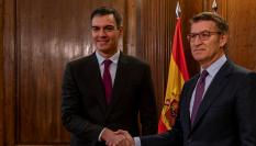 Pedro Sánchez y Feijóo, en sendas imágenes de archivo.