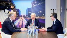 González Pons (izda.), Reynders (centro) y Bolaños (dcha.) este lunes en Bruselas