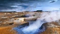 Imagen de archivo de un reservorio geotérmico en Hverir (Islandia).
