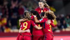 Las jugadoras de la selección española celebran uno de sus goles ante Países Bajos en la Liga de Naciones