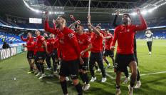 Los jugadores del Mallorca celebran el pase a la final de Copa del Rey ante la Real Sociedad.