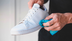 Cómo limpiar las zapatillas blancas