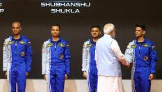 Los cuatro astronautas de la primera misión tripulada de India por el espacio.