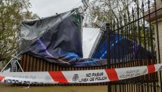 Caída de una carpa en Sevilla.